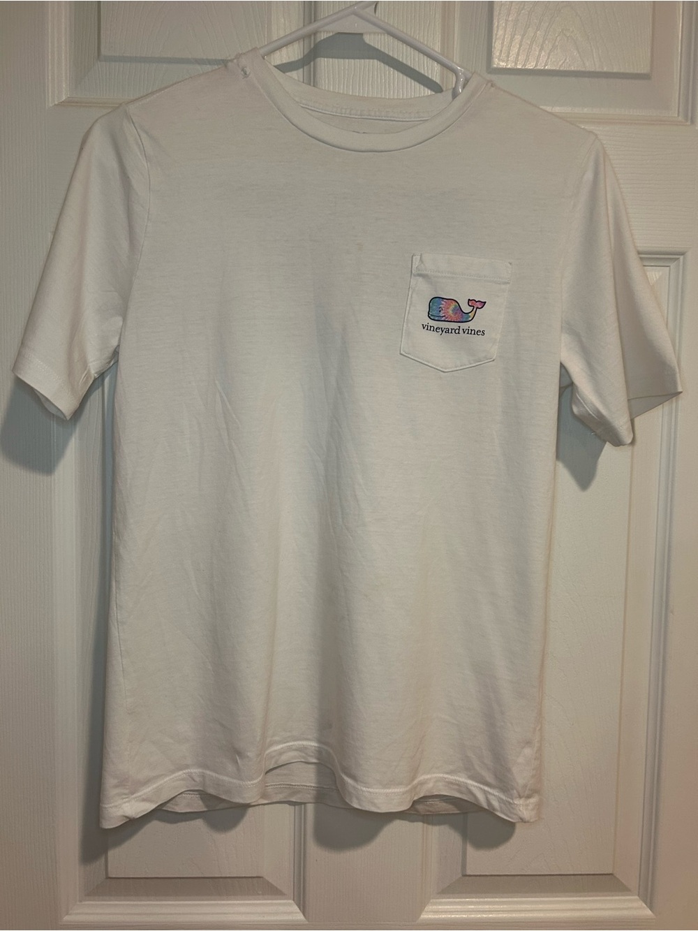 Vineyard Vines Kids Pocket Tee with Tie-dye Whale Logo Sz. Unisex M- 12/14